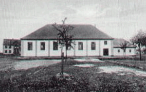 Bild der Einweihung 1928 der TSV-Halle